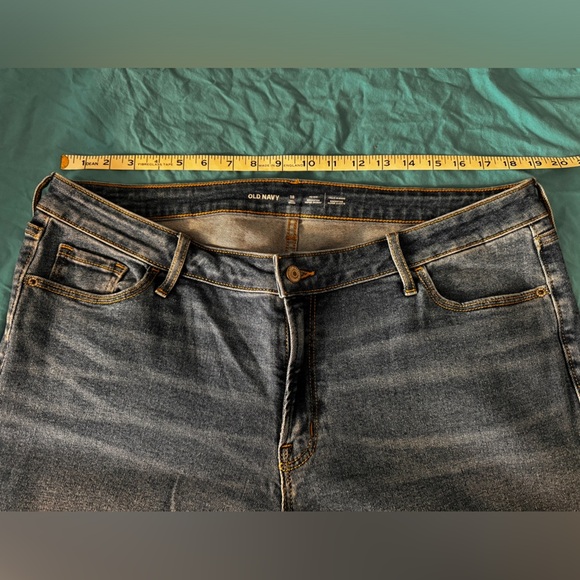 Old Navy sz 18 Tall, Rockstar Super Skinny blue jeans - Picture 2 of 4
